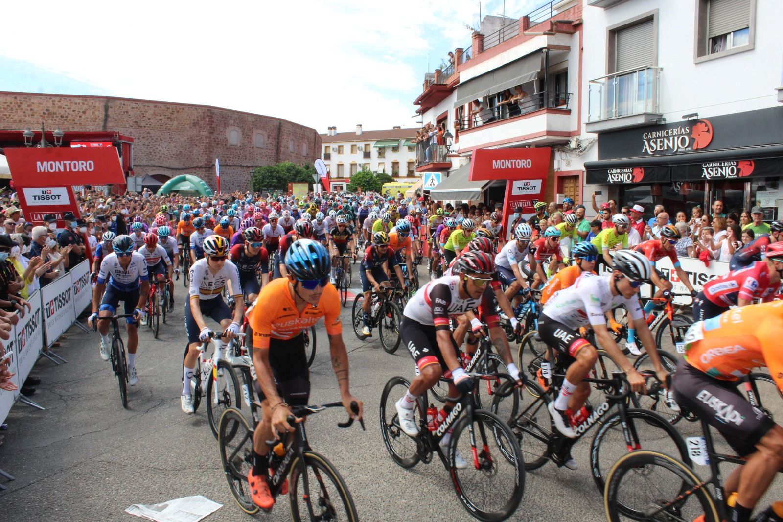 Montoro disfruta con la salida de etapa de La Vuelta a España