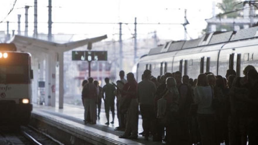 Renfe aplicará un ERE en 2014.