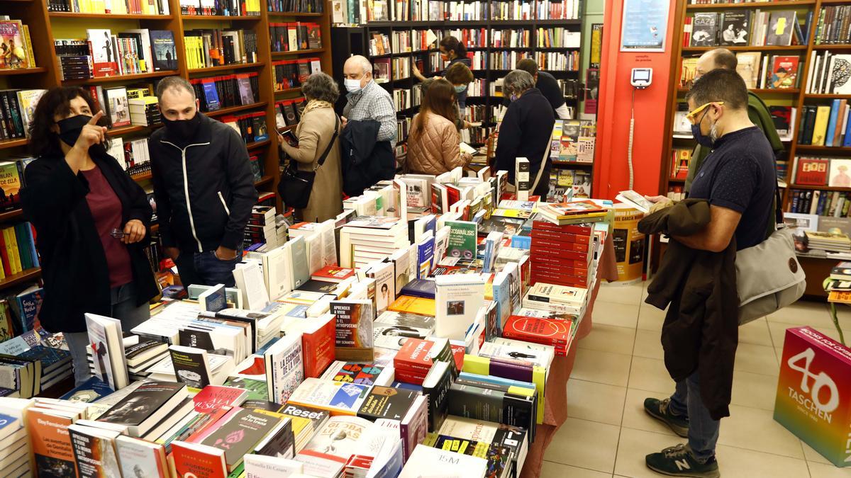 El sector del libro se muestra satisfecho con el ritmo de ventas que se está registrando durante la pandemia.