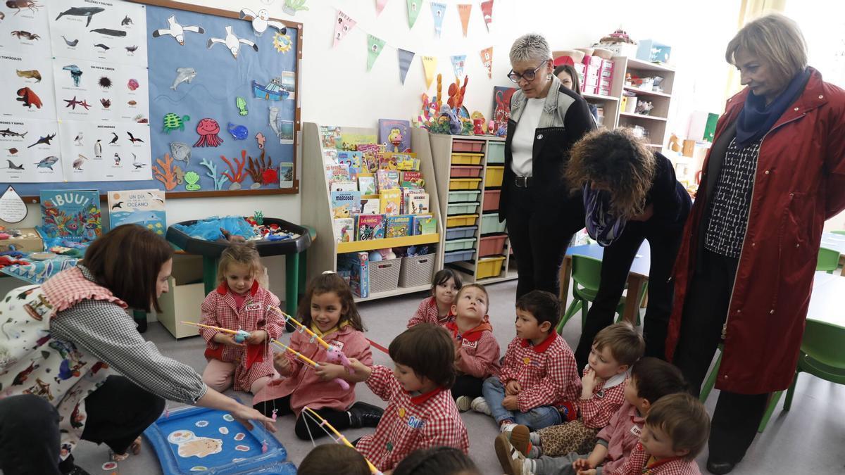 VÍDEO: Los alumnos del colegio Palacio Valdés de Avilés celebran el Día Mundial de la Higiene de Manos