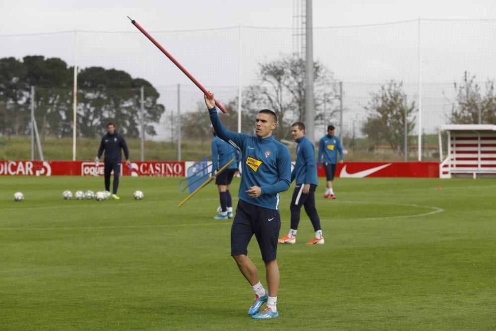 Entrenamiento del Sporting en Mareo.