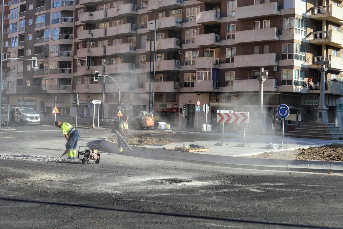 Obras este martes en Tres Cruces.