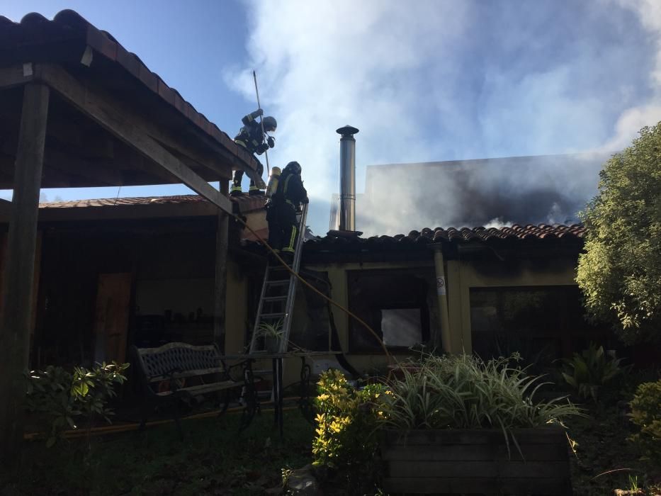 Incendio en el restaurante El Llar de Viri, en San Román de Candamo