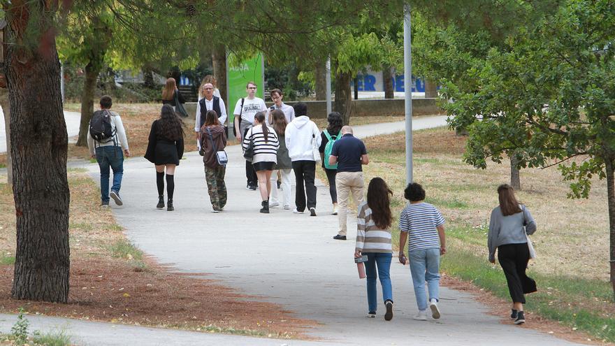 La Universidad abrirá sus aulas en junio y septiembre con una oferta de siete cursos de verano