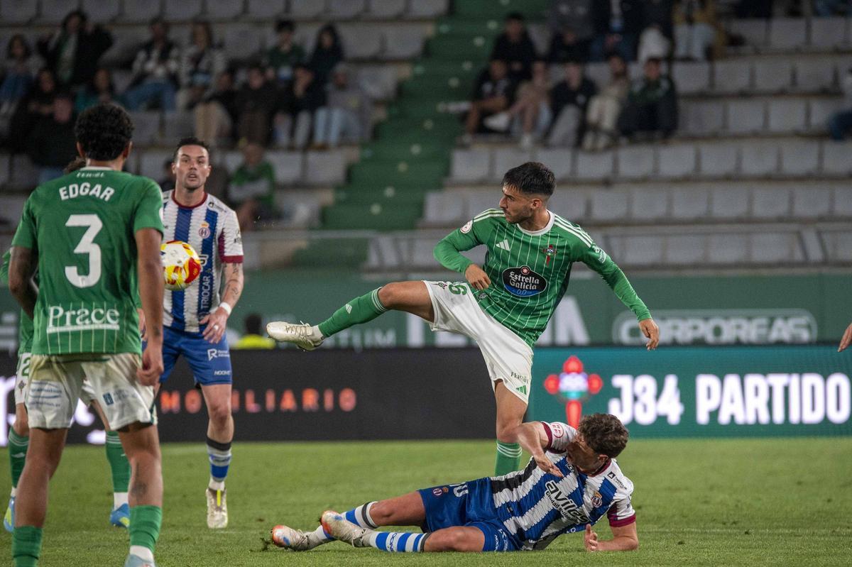 Las imágenes del empate del Avilés en Ferrol