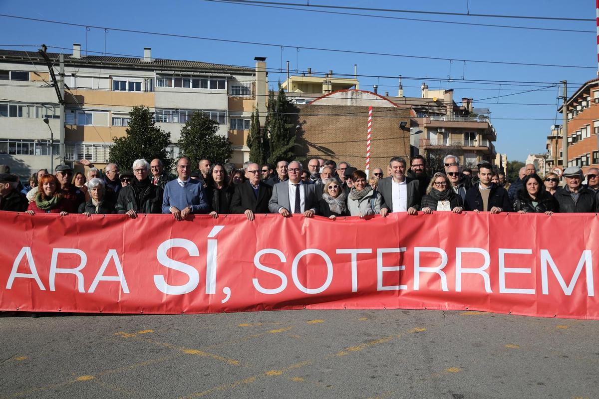 Acto de presentación del inicio de las obras para el soterramiento de las vías del tren de la R2 de Rodalies en Montcada i Reixac