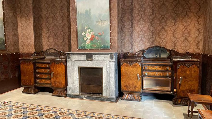 Almussafes recupera muebles originales de la Casa Ayora