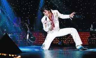 Elvis revive en el Tívoli