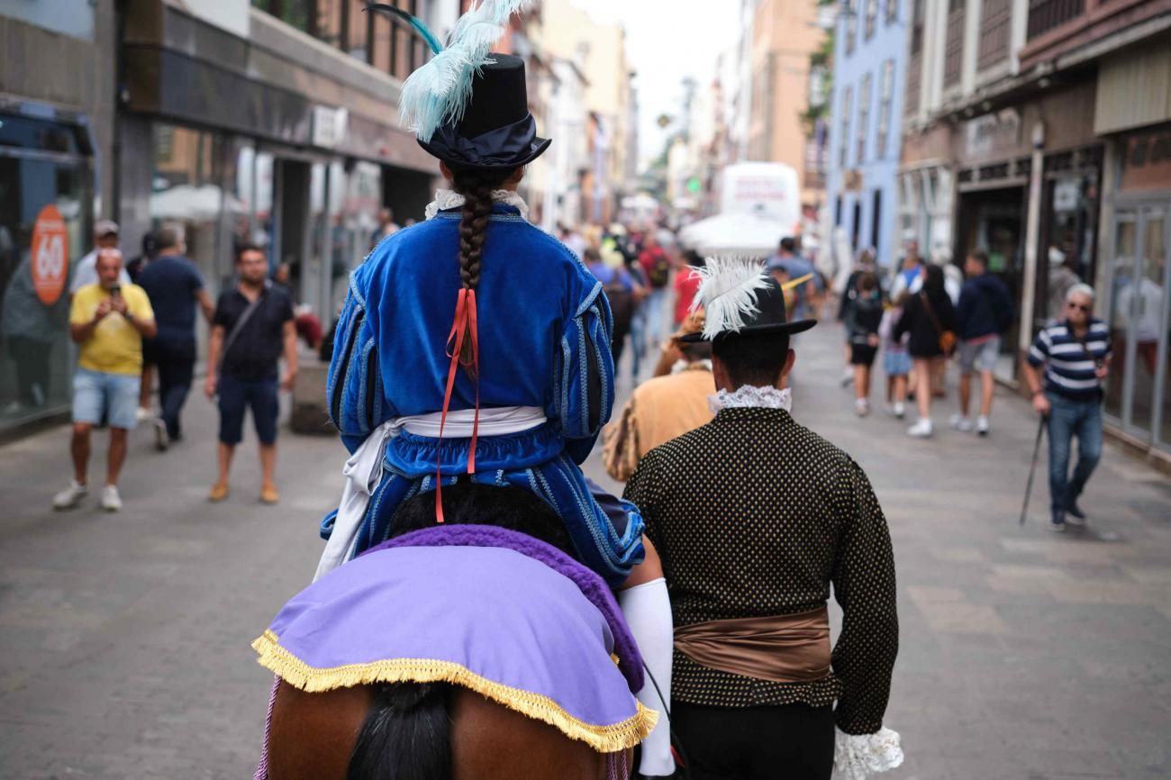 Pregón a caballo de las Fiestas del Cristo de La Laguna