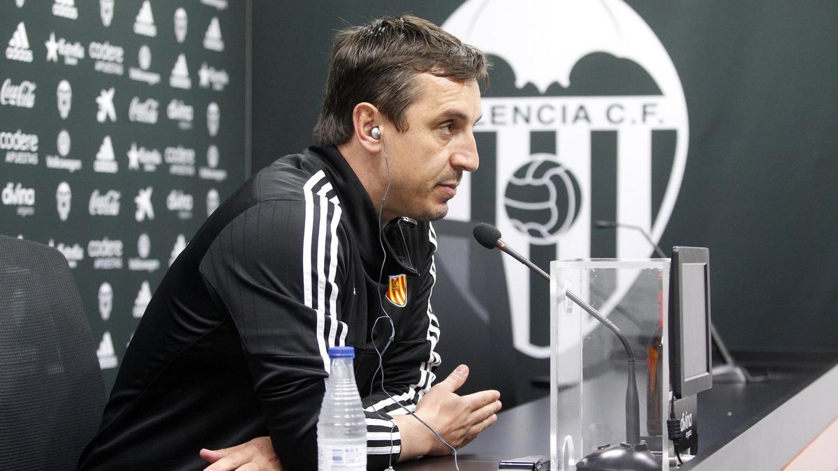 Neville, en su etapa en el Valencia CF