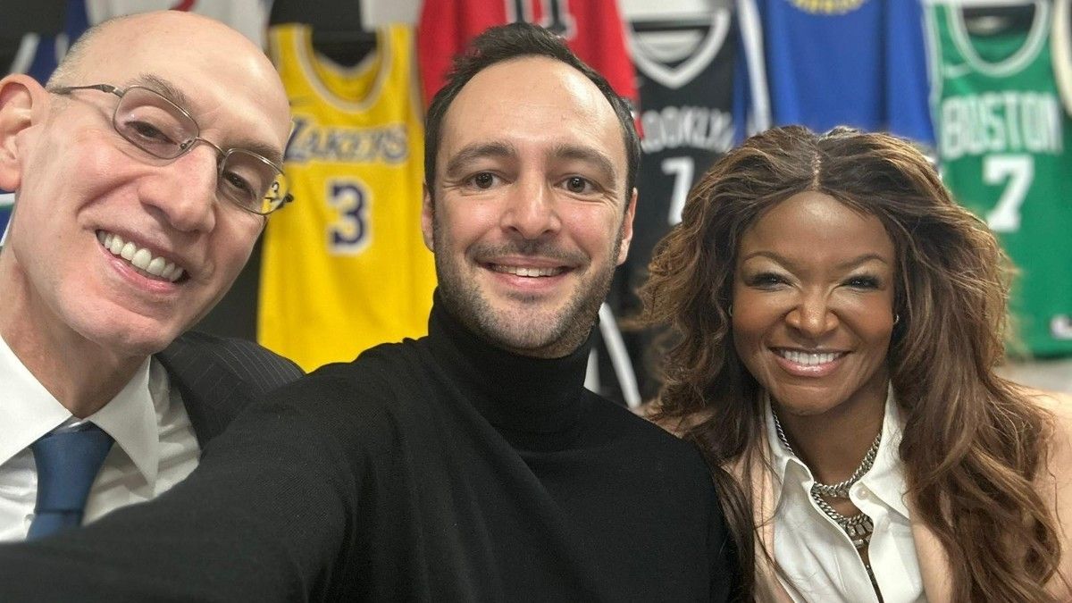 Nicolas Julia, maestro de ceremonias de la presentación con la NBA