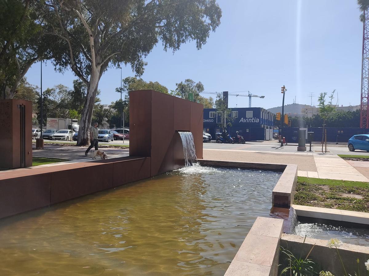 Vista de Paseo de Martiricos y parte de la entrada del parque