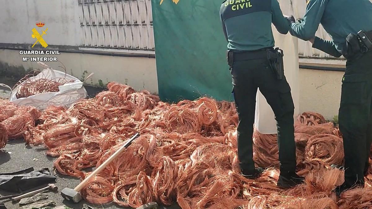 Cae una banda que robaba toneladas de cobre en plantas solares de Sevilla