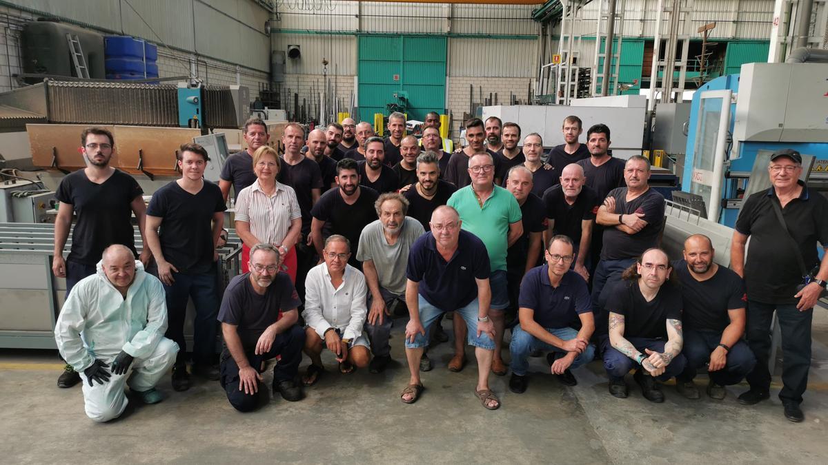 Trabajadores de la fábrica de Borrell en Dénia.