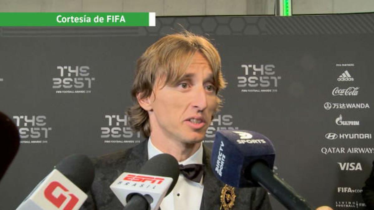 Modric: "Estoy feliz y orgulloso de recibir este premio"