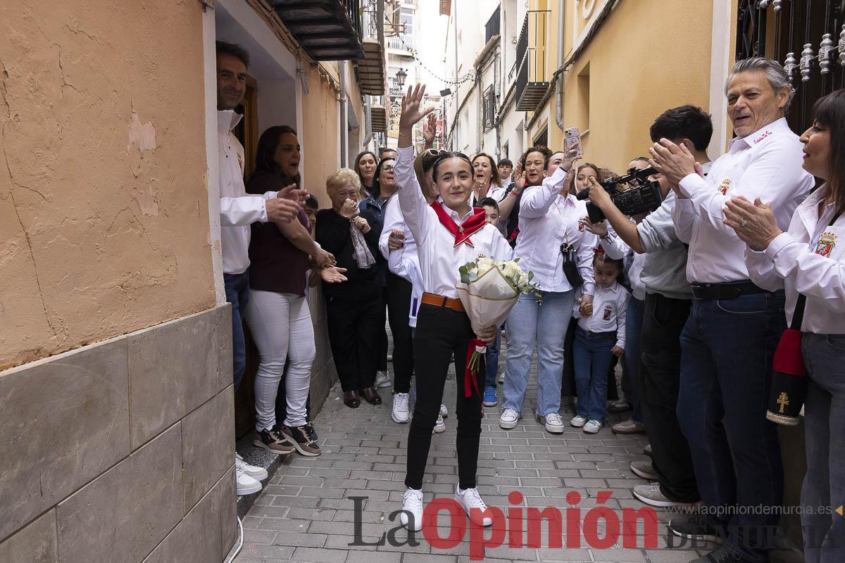 La lluvia no impidió que miles de personas tomaran Caravaca en el ‘Día del Pañuelo’ La lluvia no impidió que miles de personas tomaran Caravaca en el ‘Día del Pañuelo’