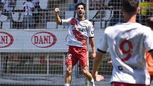 Montori, celebrando un gol