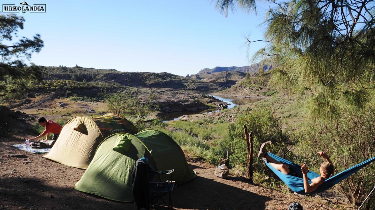 Las zonas de acampada y áreas recreativas del Cabildo de Gran Canaria requieren consultar permisos y alertas antes de su uso.