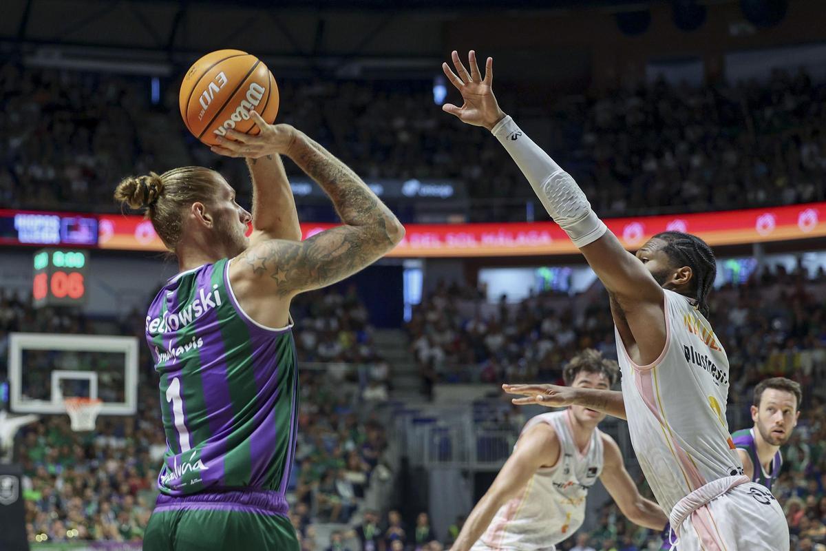 El Unicaja fue muy superior al Hiopos Lleida