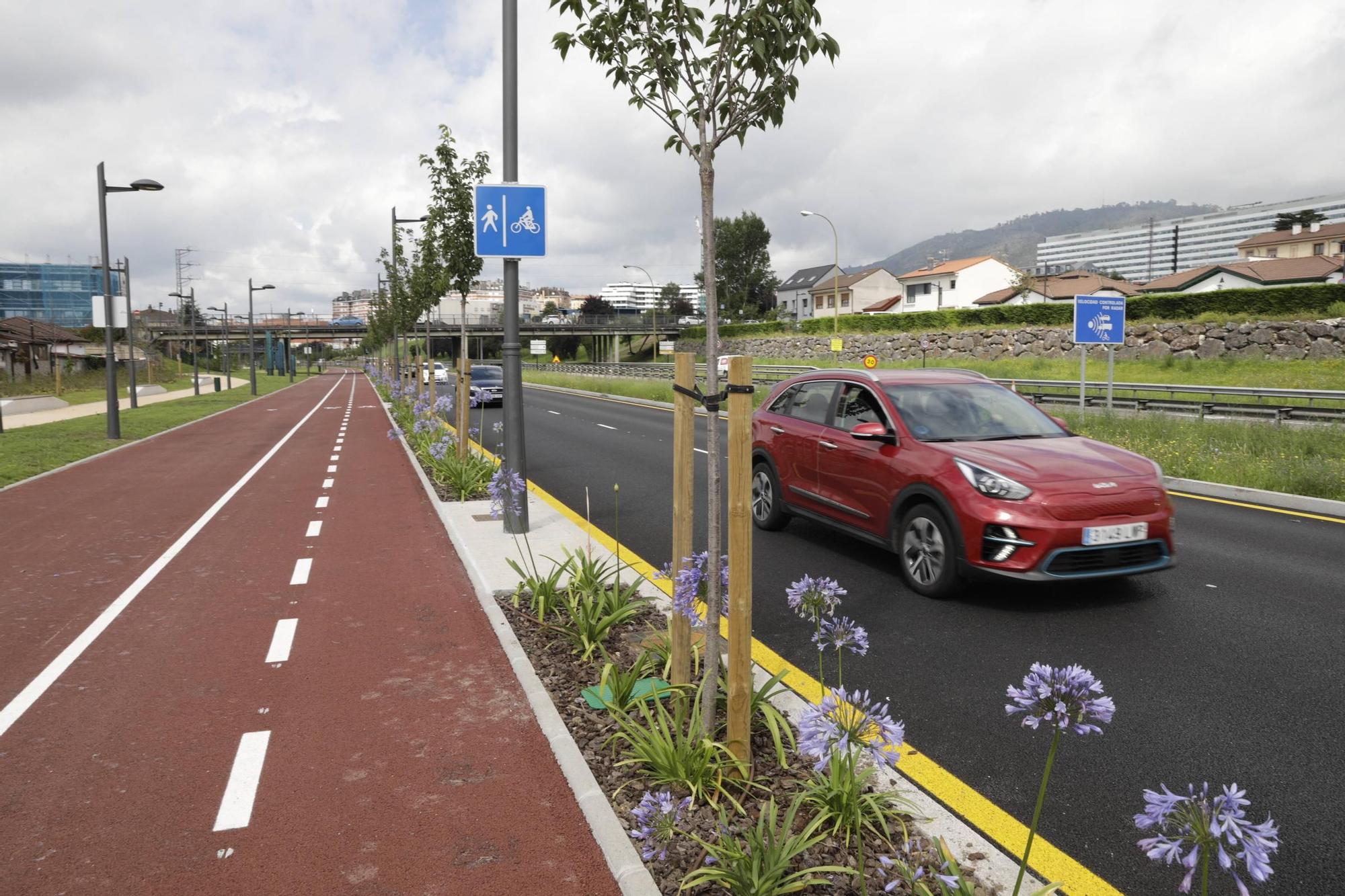 Inauguración del parque lineal de entrada a Oviedo por la "Y"