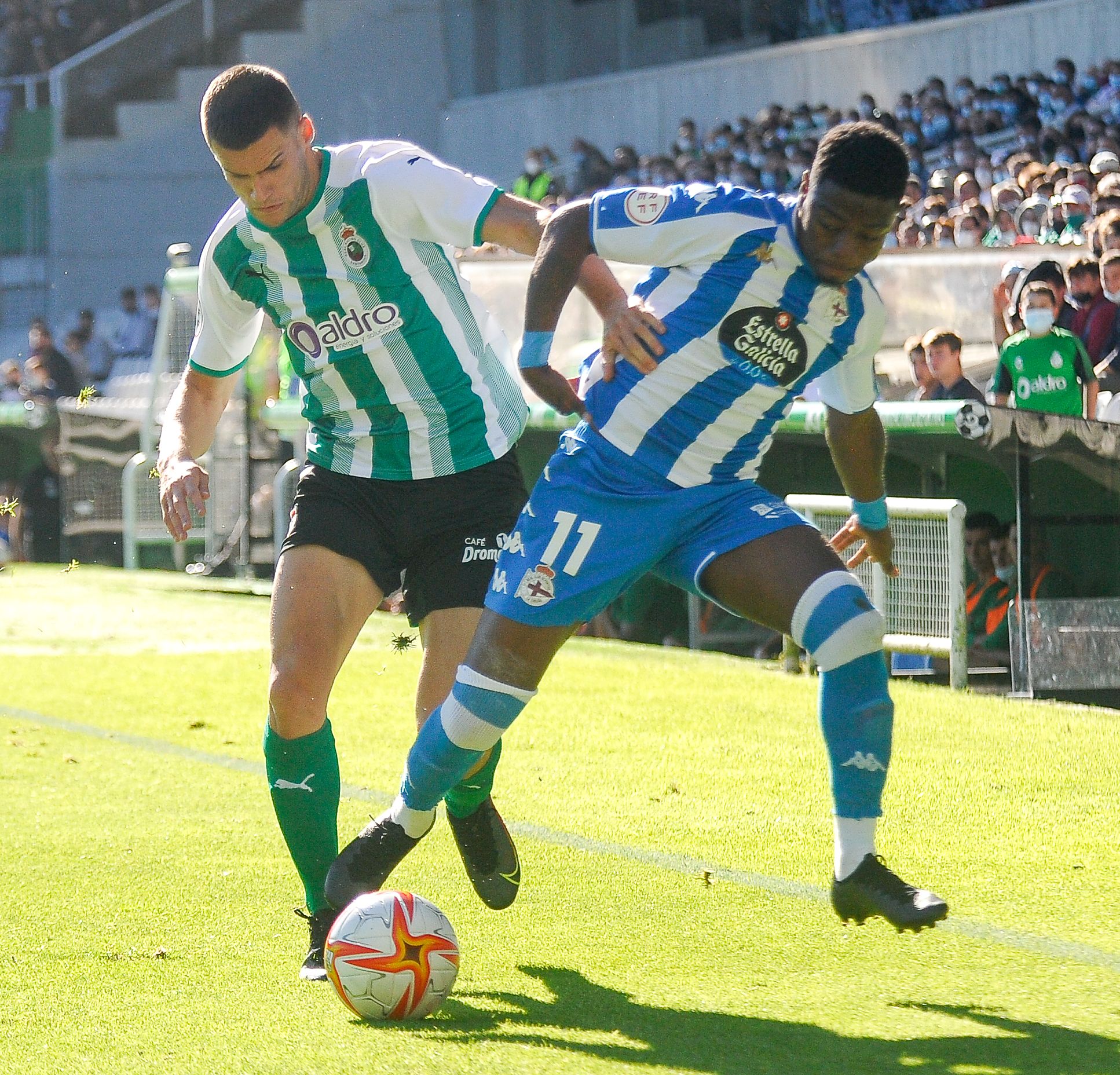 El Racing de Santander y el Deportivo empatan 0-0