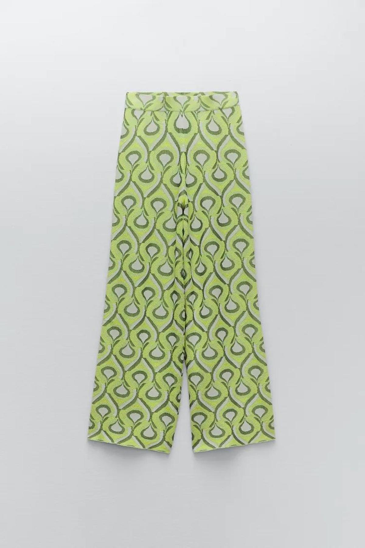 Pantalón con estampado de color verde