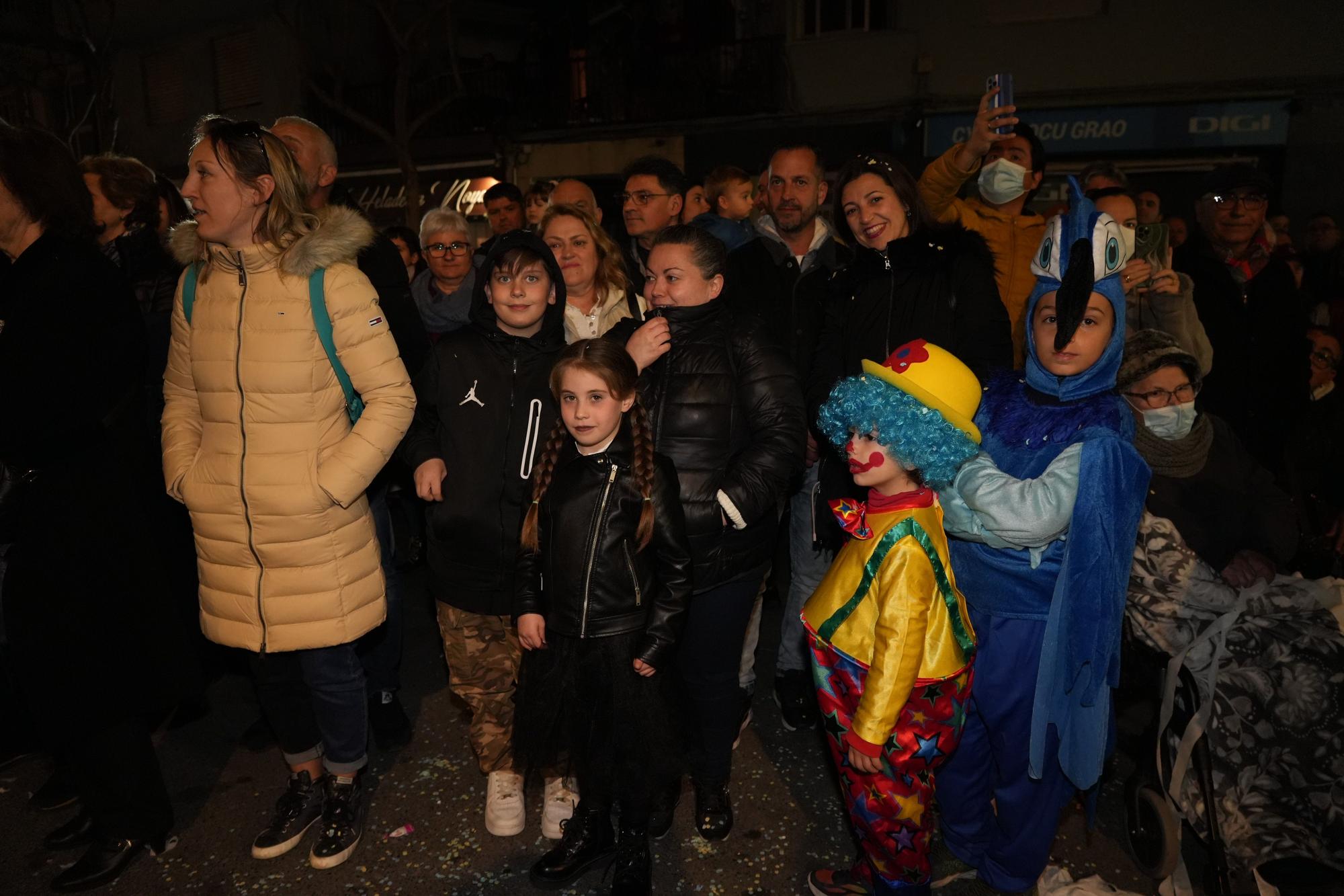 GALERÍA | El Grao de Castelló se disfraza para celebrar el Carnaval