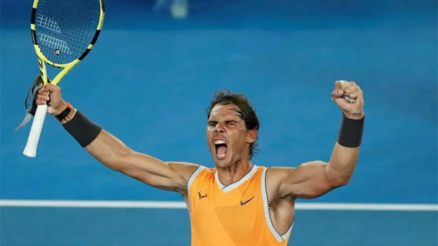Nadal no da opci車n a Tsitsipas y estar芍 en la final
