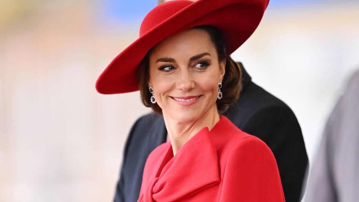 El origen de todo: el 'photoshop' de la primera foto 'oficial' de Kate Middleton