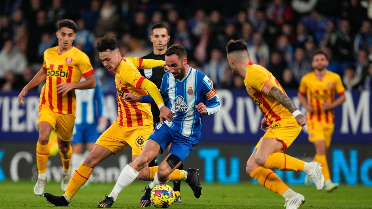 Resumen, goles y highlights del Espanyol 2 - 2 Girona de la jornada 16 de LaLiga Santander