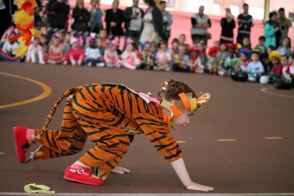 Un circo en el colegio Laviada