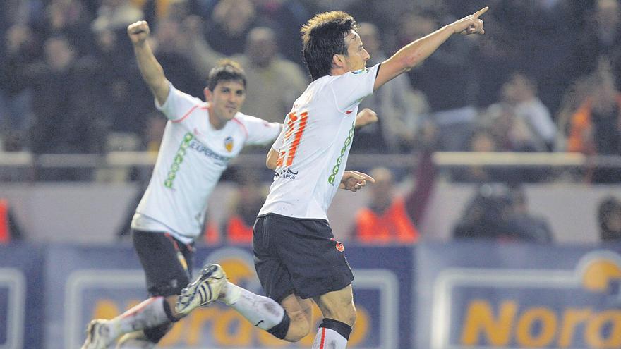 David Silva recibirá un homenaje el sábado y tendrá lona en Mestalla