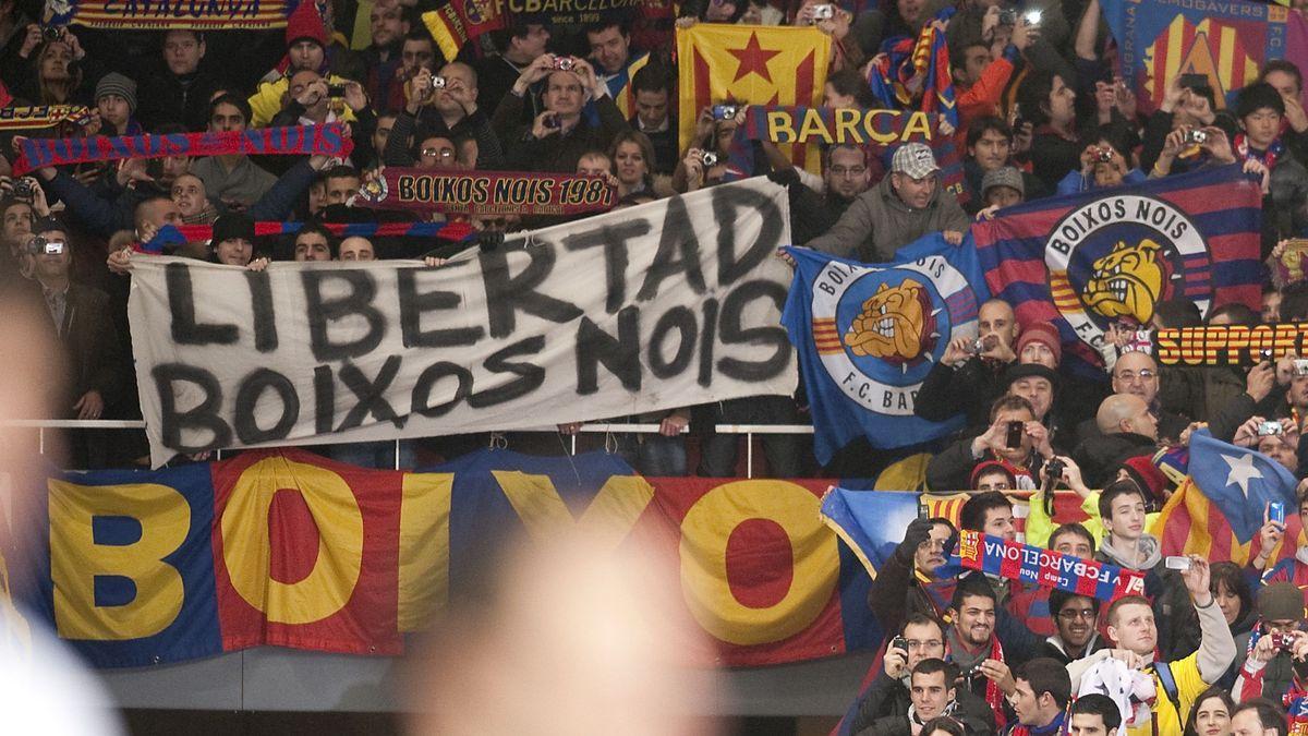 Ultras del Barcelona, en una imagen de archivo.