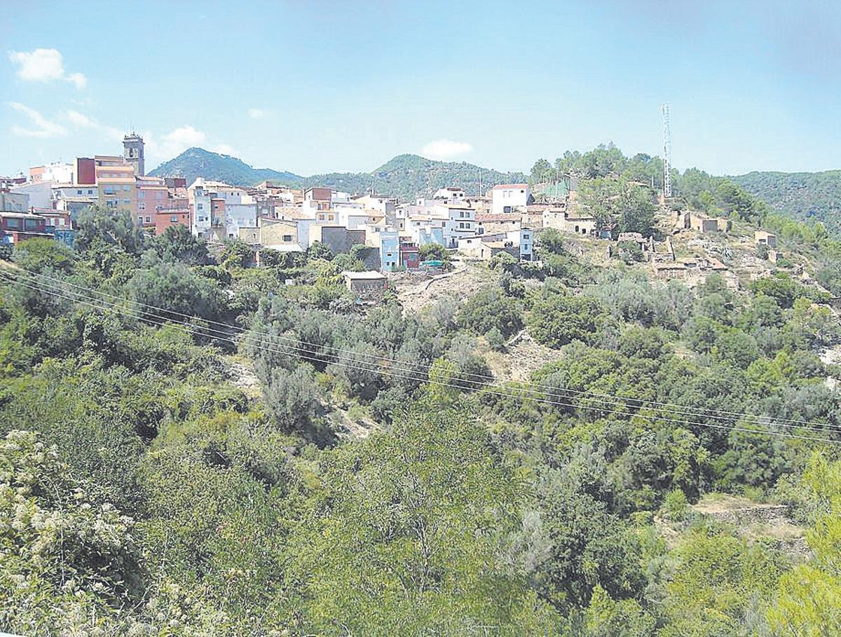 Villamalur acoge la ruta senderista por las trincheras.