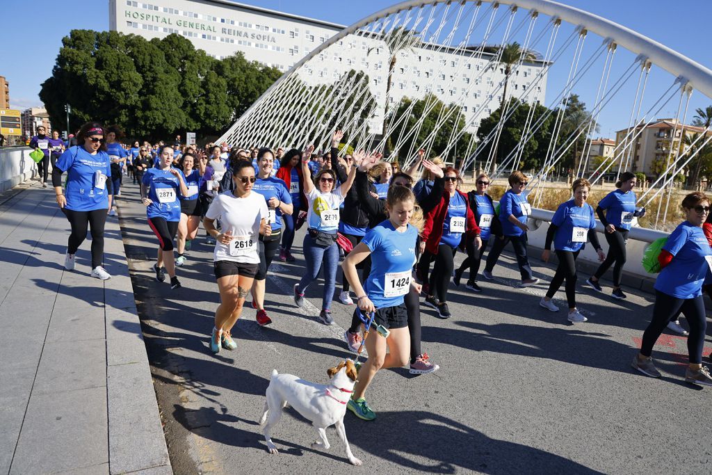 Imágenes del recorrido de la Carrera de la Mujer: avenida Pío Baroja y puente del Reina Sofía (I)