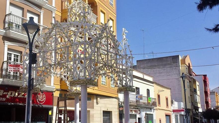 La virgen del Rosario pasará por su cúpula hoy en la procesión