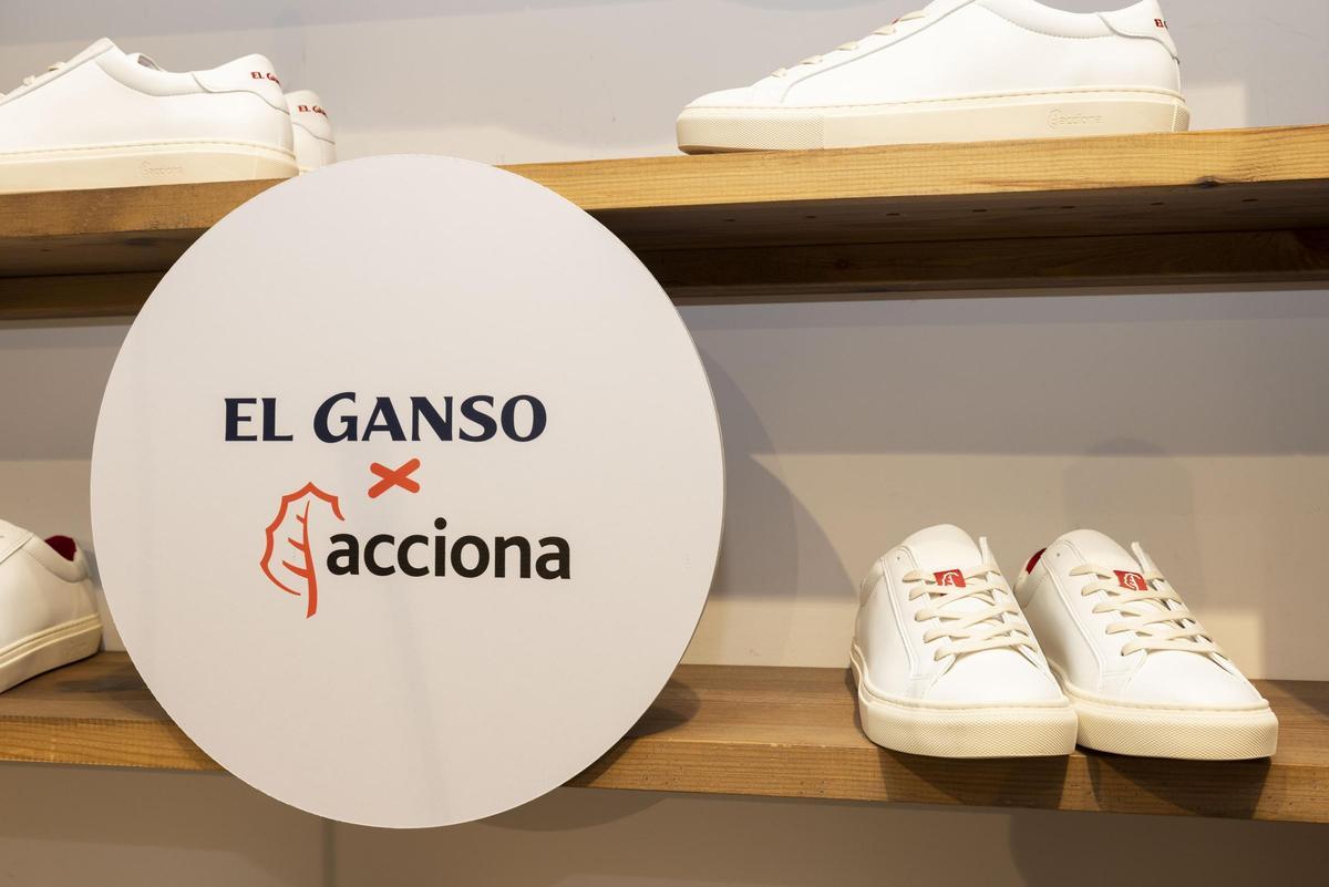 ACCIONA Energía y El Ganso lanzan las primeras zapatillas del mundo fabricadas con palas eólicas recicladas