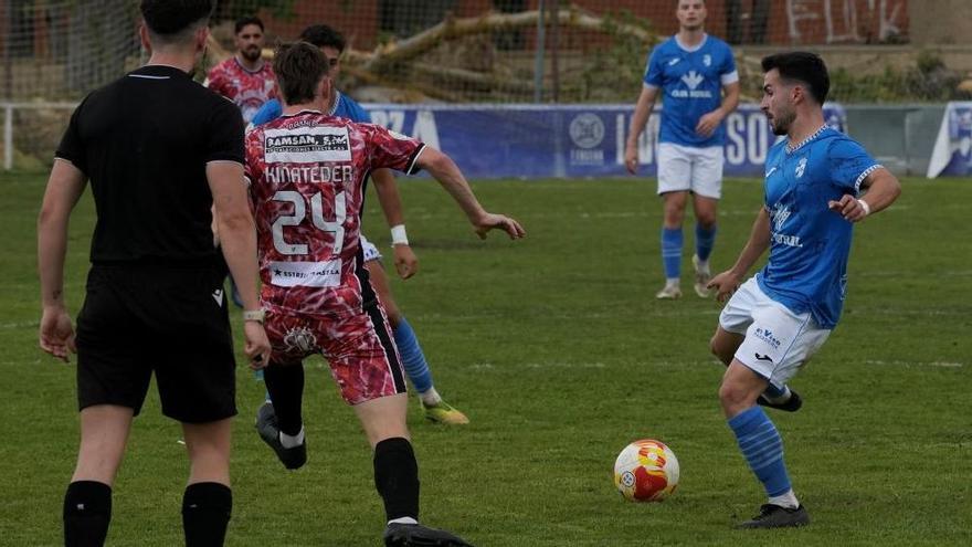 Sergio Barbero, con la camiseta del Villaralbo