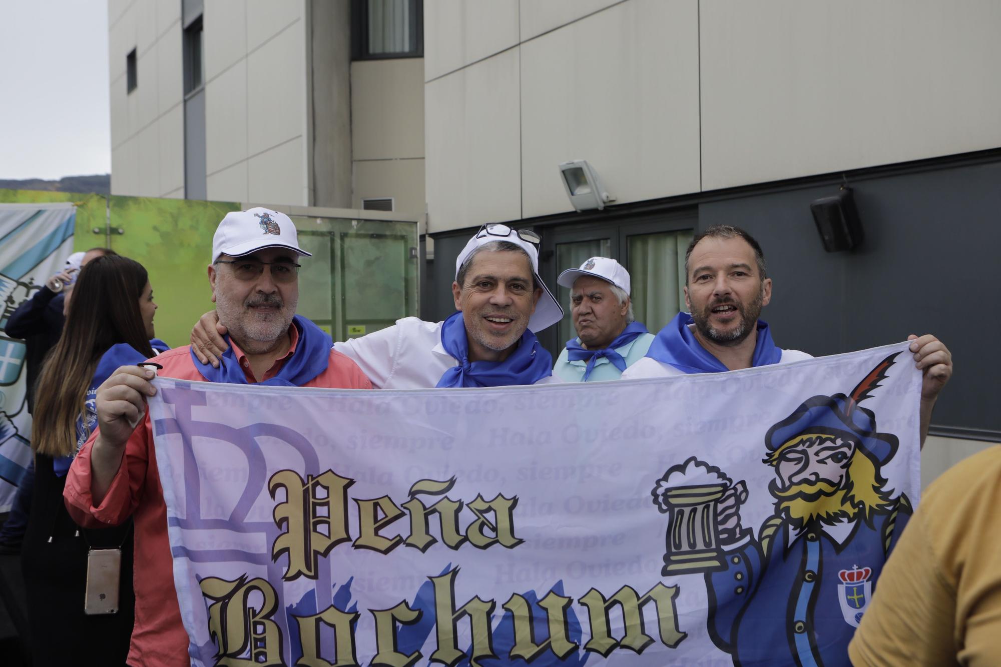 EN IMÁGENES: La peña Bochum del Oviedo celebra su 35º. aniversario