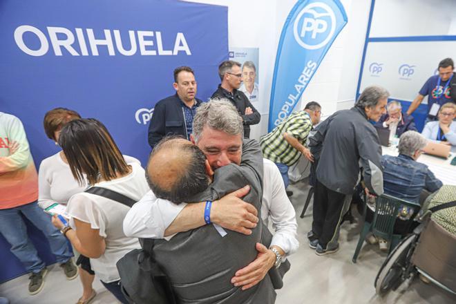 PP y VOX celebran sus resultados electorales en Orihuela