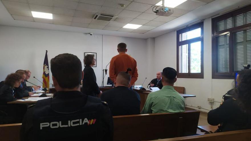 Los acusados, ayer durante el juicio en Palma.