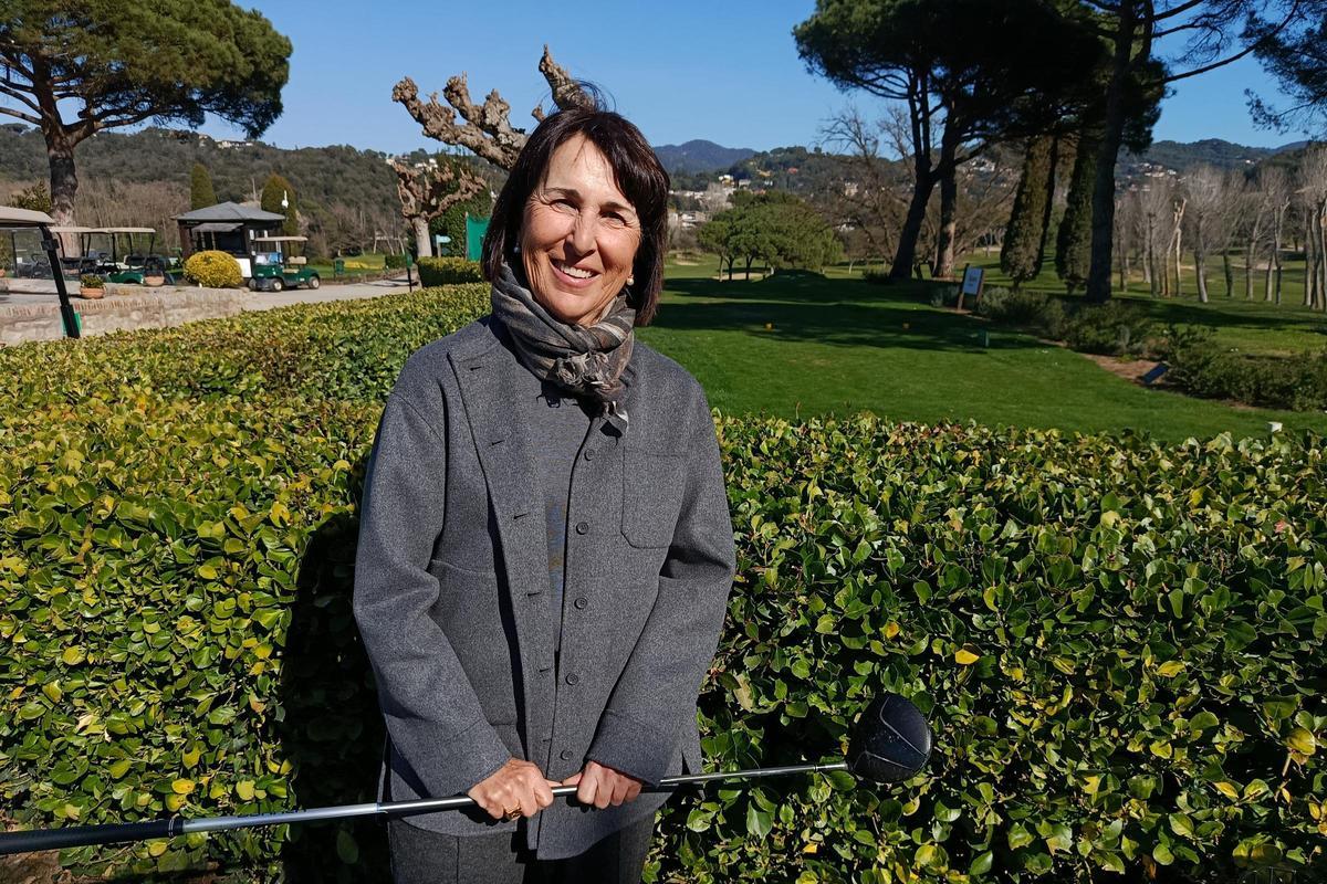 La presidenta de Golf Vallromanes es una jugadora apasionada, aunque también se debe a regir un club, que no resulta fácil