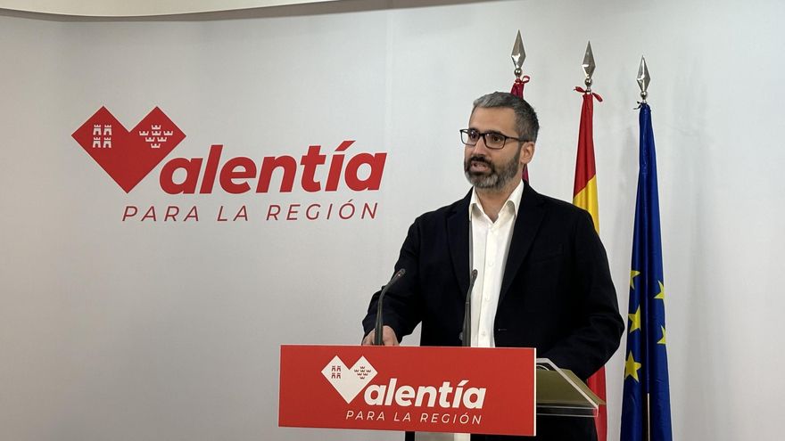 El PSOE de Murcia pide a López Miras que rompa su acuerdo con Vox y le tiende la mano para un pacto &quot;sin condiciones&quot;