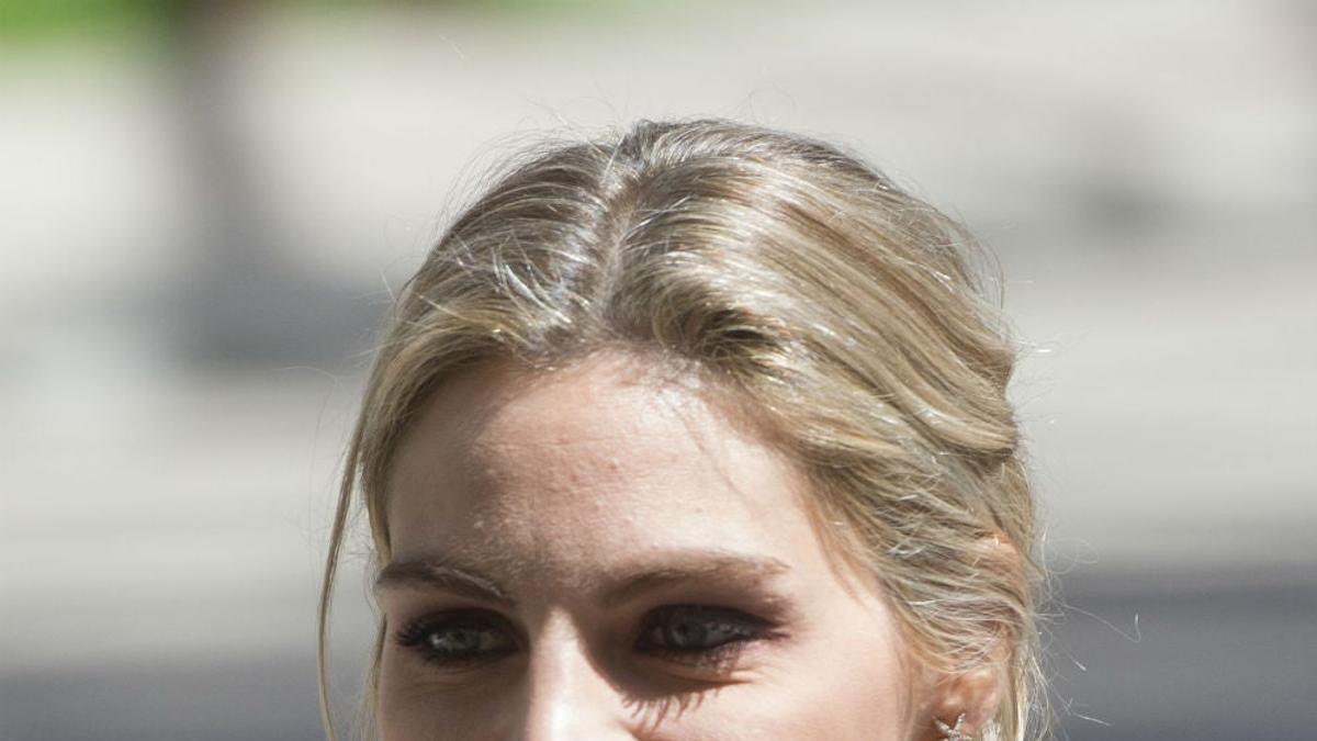 Amaia Salamanca con un recogido