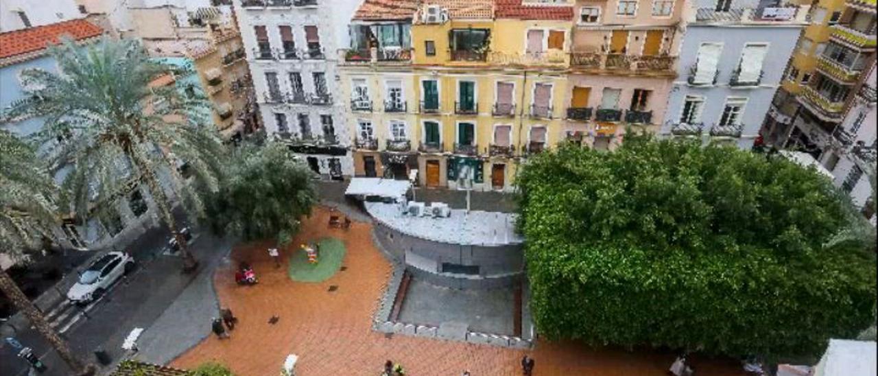 Imagen de la Plaza Nueva, donde se prevé quitar el acuario que lleva años sin uso