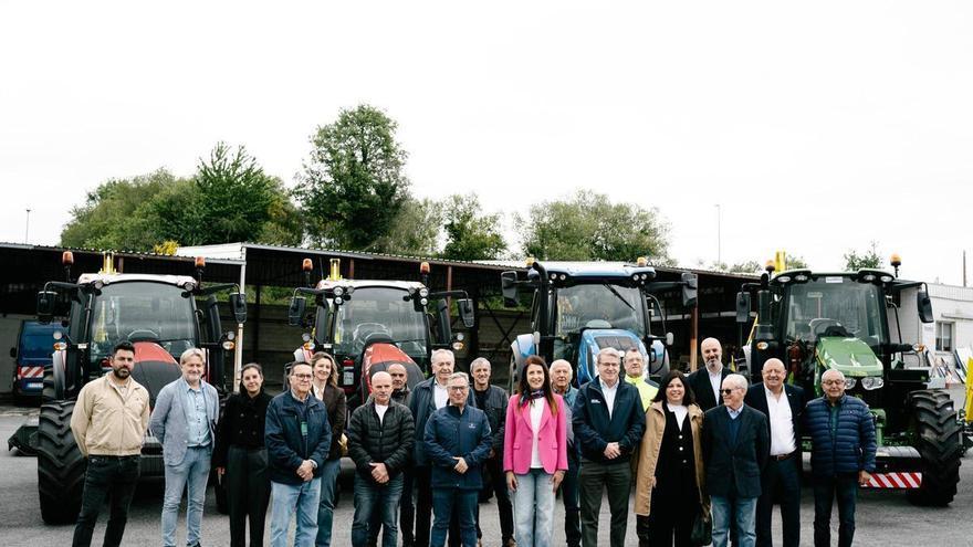 Ourense refuerza su escudo contra el fuego con doce nuevos tractores destinados al rural