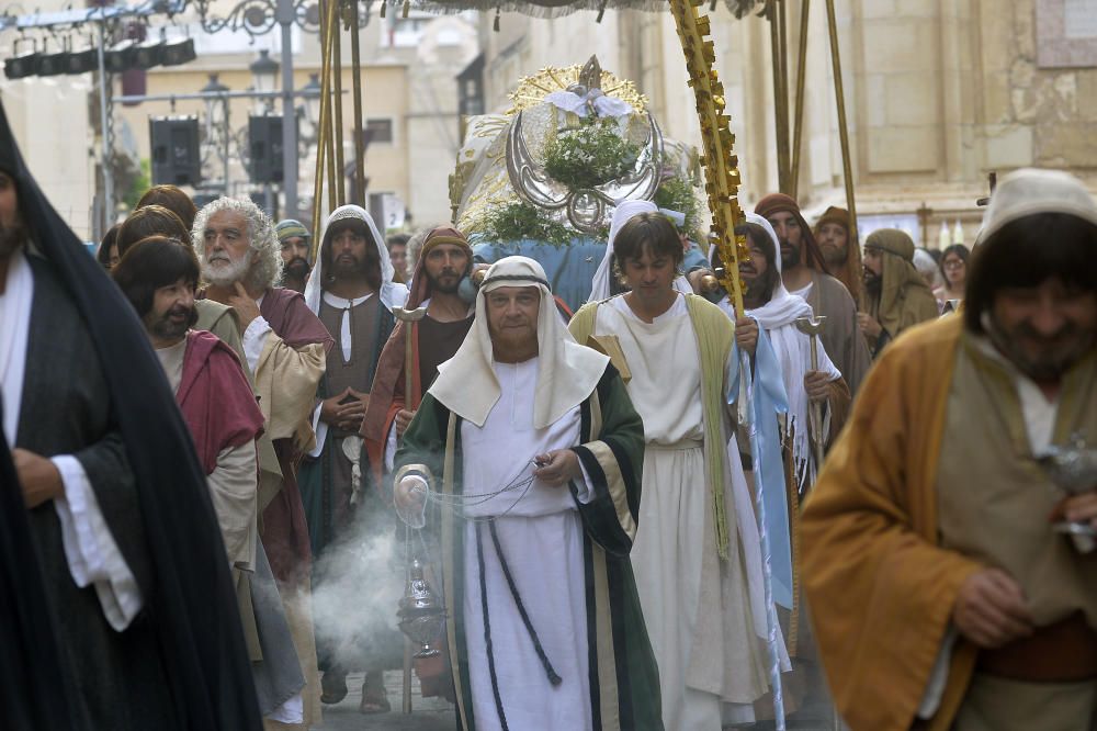 Procesión del entierro de la Virgen en Elche