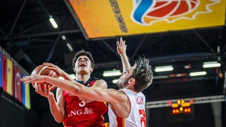 El extremeño Álex Galán luchará por el oro con España en el Eurobasket sub-20