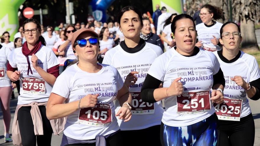 Participantes en la pasada edición de la Carrera de la Mujer. | IVÁN URQUÍZAR