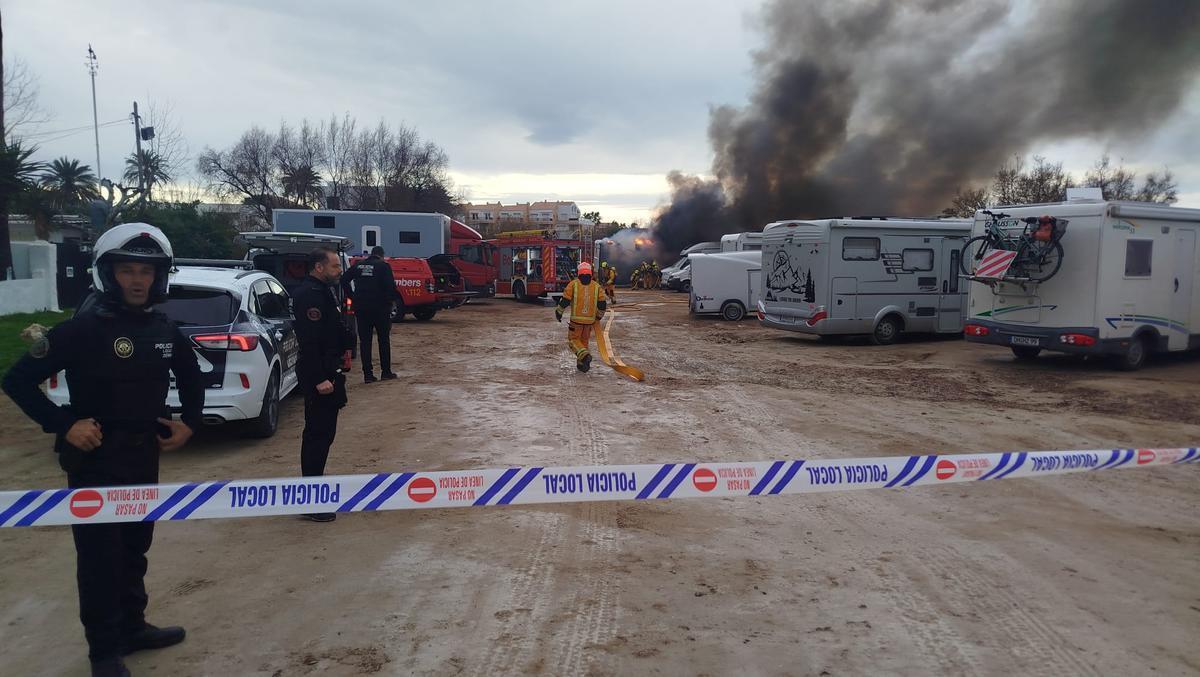 El perímetro de seguridad que ha establecido la Policía Local